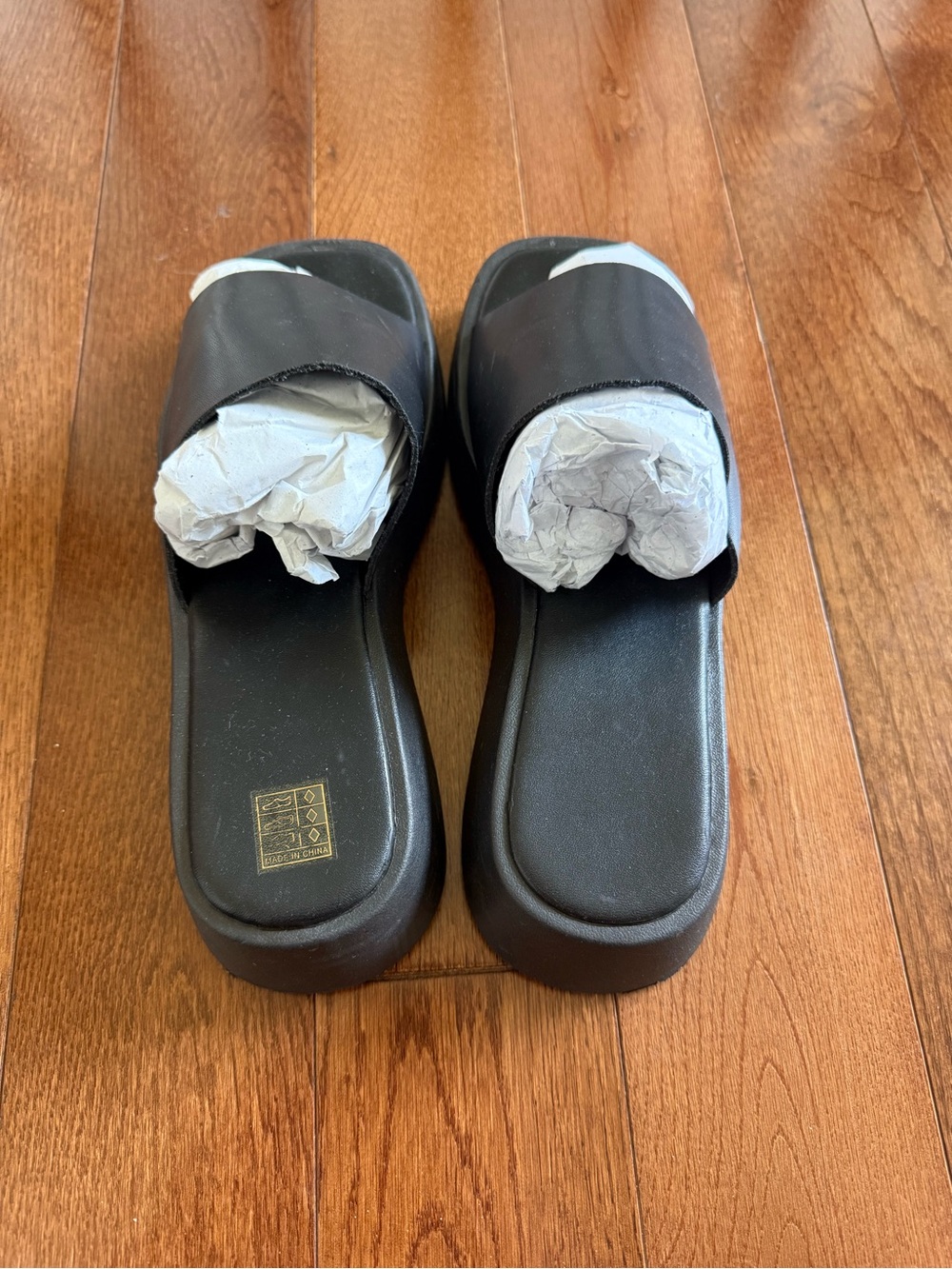 Vintage square toe platform black sandals - Picture 3 of 4